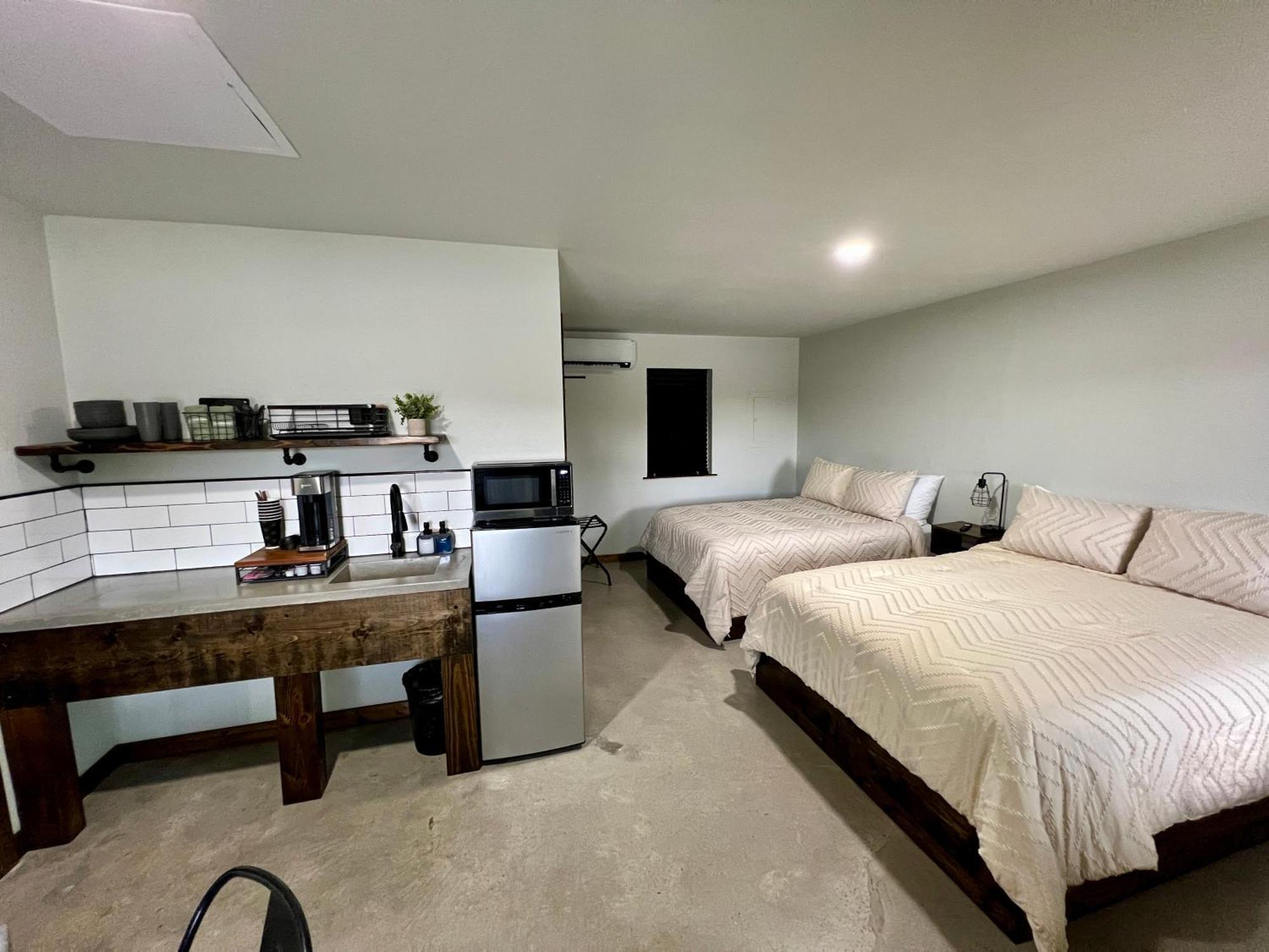 The Rocky Retreat Motel Cookson Екстериор снимка